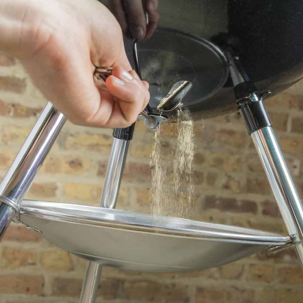 441001 18 in. Original Kettle Charcoal Grill in Black