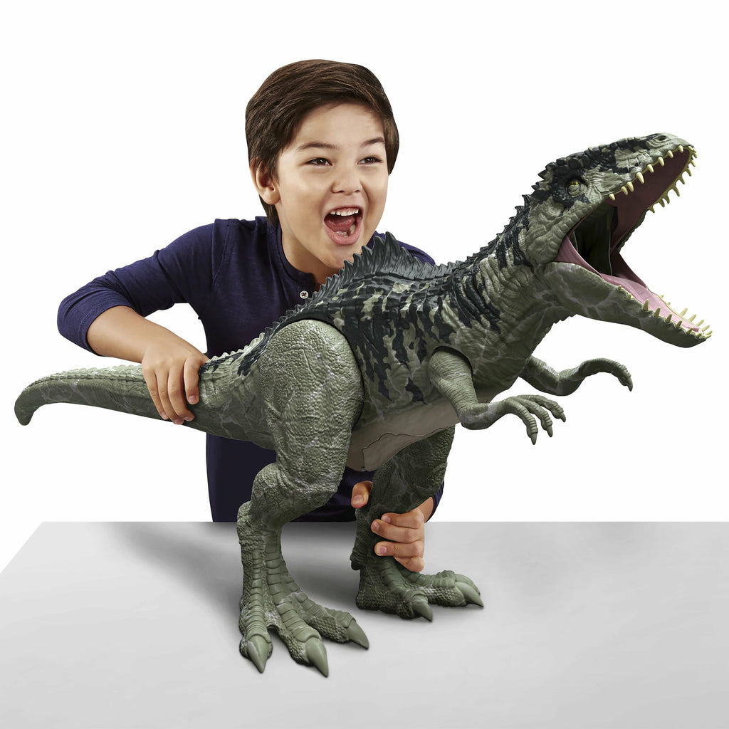 Jurassic World Dominion Super Colossal Giganotosaurus Figure, 14��� Tall, 3�� Long, Posable, Ages 4+