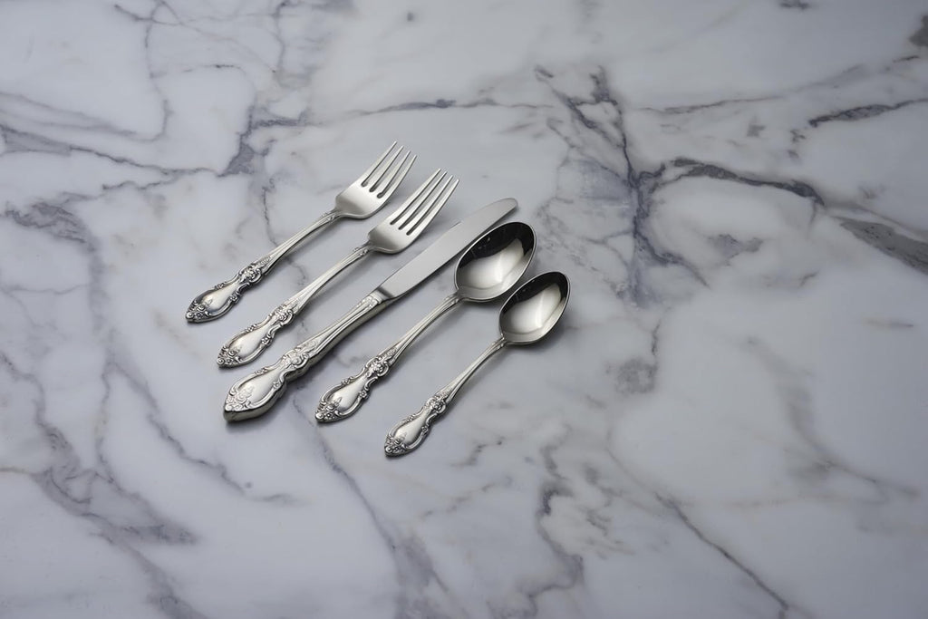 Oneida Silverware Set For 8 with Serving Utensils, Louisiana 45-Piece Fine Flatware Set, Service For 8, 18/8 Stainless Steel, Mirror, Knives Spoons Forks Serving Spoons,Dishwasher Safe(Silver 45 Piece
