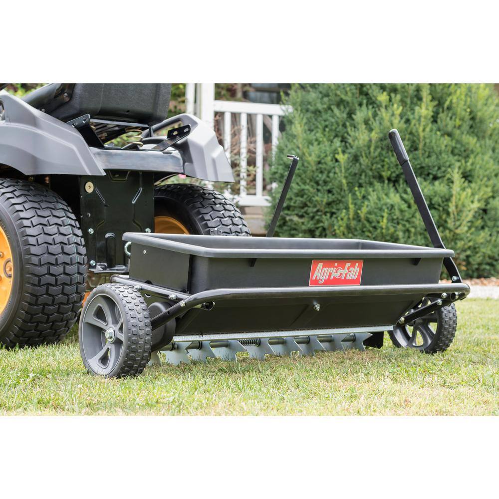 45-0543 100 lbs. 32 in. Spiker Seeder Drop Spreader