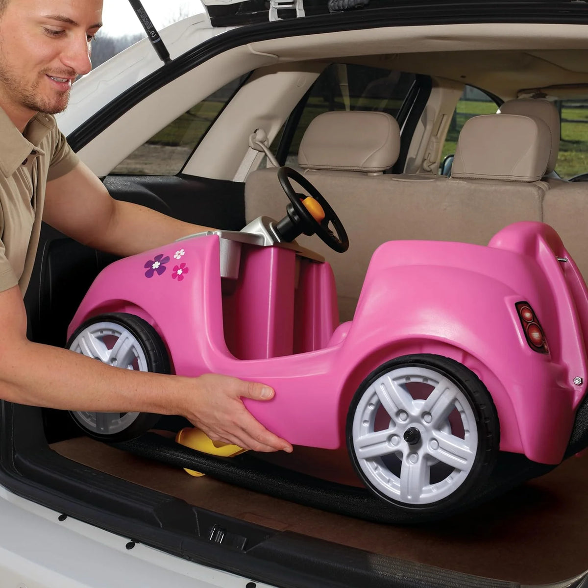 Step2 Whisper Ride II Ride On Push Toy Car, Pink �C Ride On Car with Included Seat Belt, Easy Storage and Transport, Makes a Great Stroller Alternative